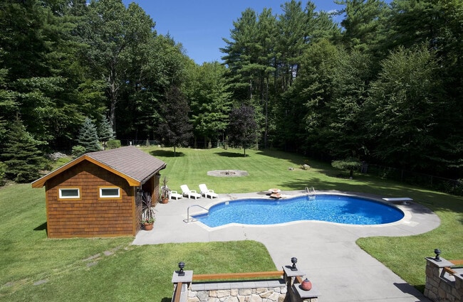 Building Photo - 32 Flat Rock Rd