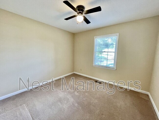 Building Photo - 5967 Lake Trail Dr