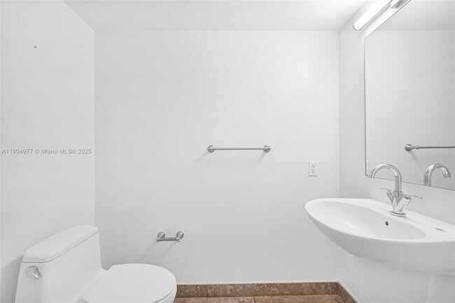 Building Photo - 41 SE 5th St