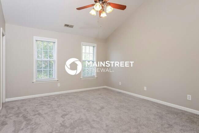 Building Photo - 3 Bedroom Pet-Friendly Home in Garner, NC with Main Street Renewal