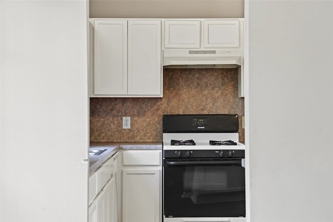 Building Photo - 3907 Starbridge Pointe Ln