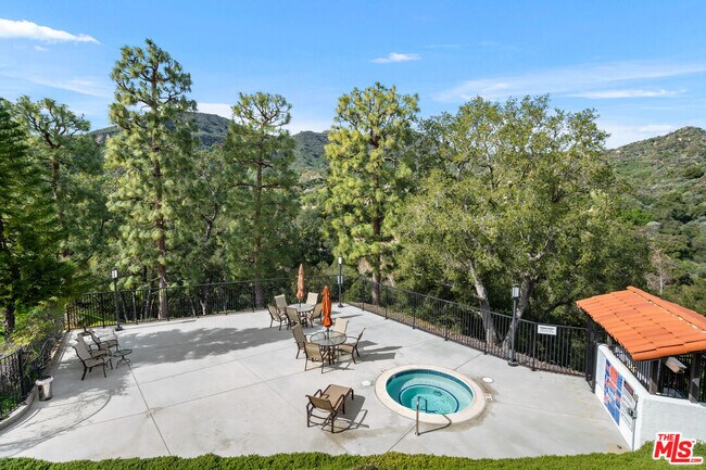 Building Photo - 1548 Michael Ln