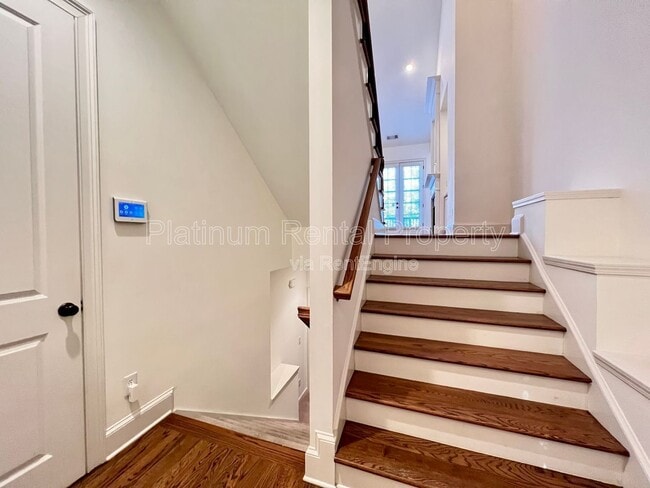Building Photo - 6425 Bennington Bluff Ct