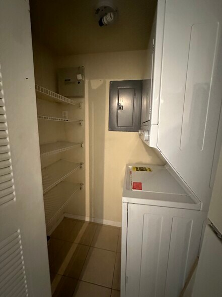 Building Photo - 3874 Lyons Rd