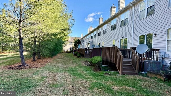 Building Photo - 17 Jill Ct