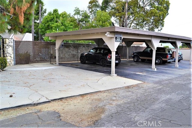 Building Photo - 26110 Cayuga Ave