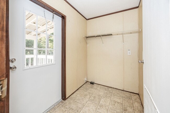 Building Photo - 144 Katie Eubanks Rd