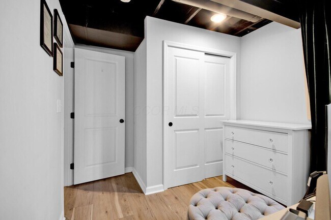 Building Photo - 354 Passina Rd