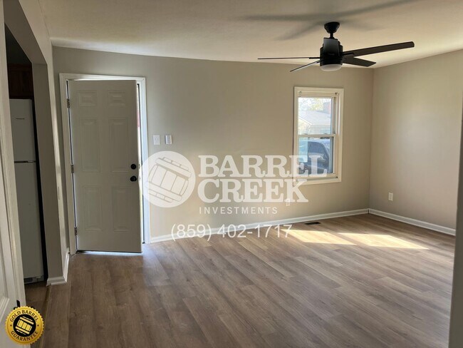 Building Photo - 213 Highland Ave
