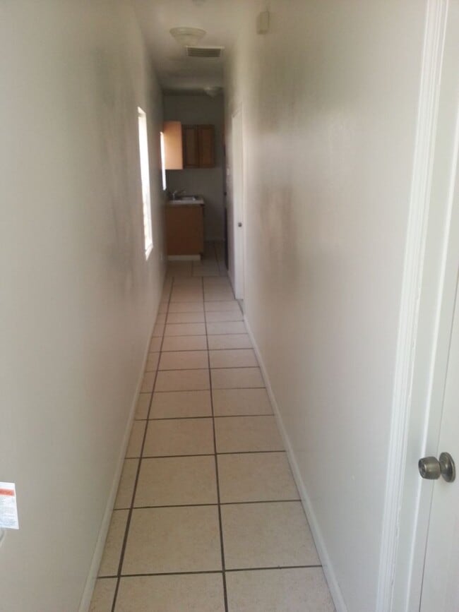 Building Photo - 1313 Flood St