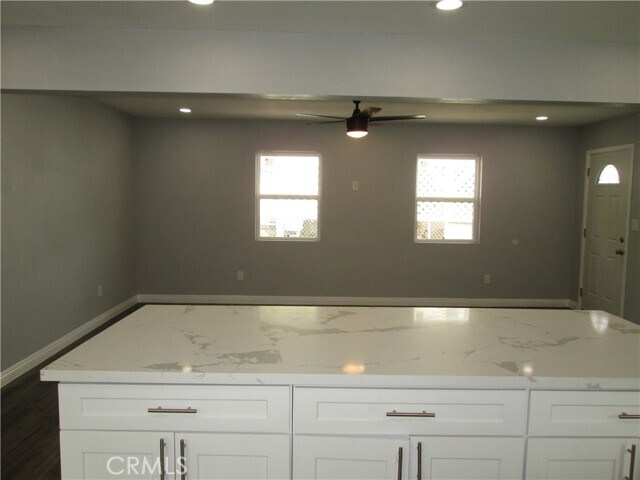Building Photo - 852 N Davidson Ave