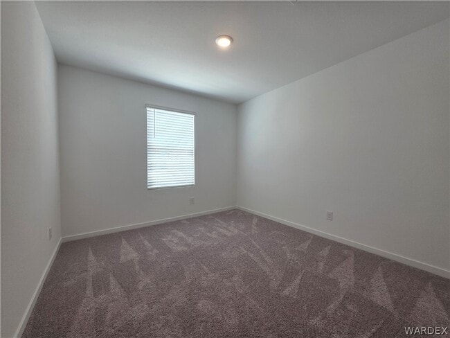 Building Photo - 3432 Sunbeam