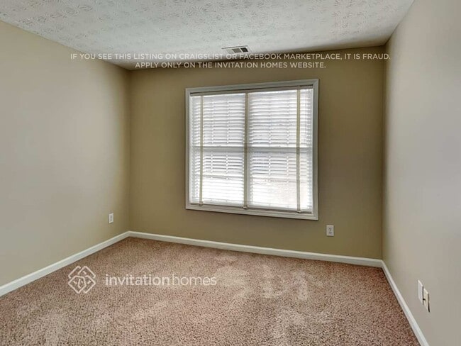 Building Photo - 1424 Fairbrooke Ct