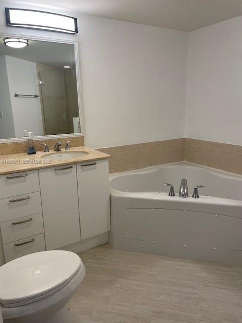 Building Photo - 16699 Collins Ave