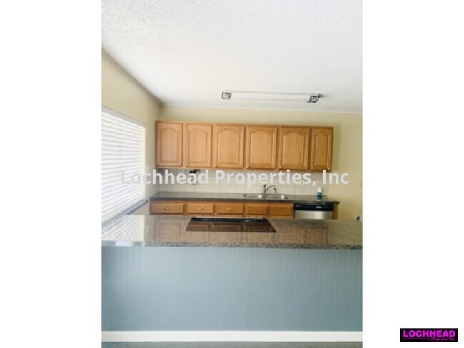 Building Photo - *****3 BEDROOM HOME IN ROWLETT*****