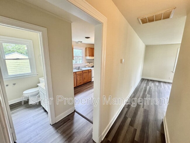 Building Photo - 1108 Goddin St
