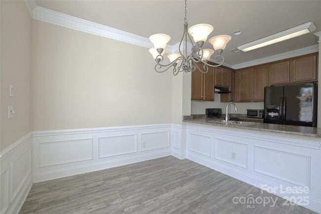 Building Photo - 11125 Cedar Walk Lane