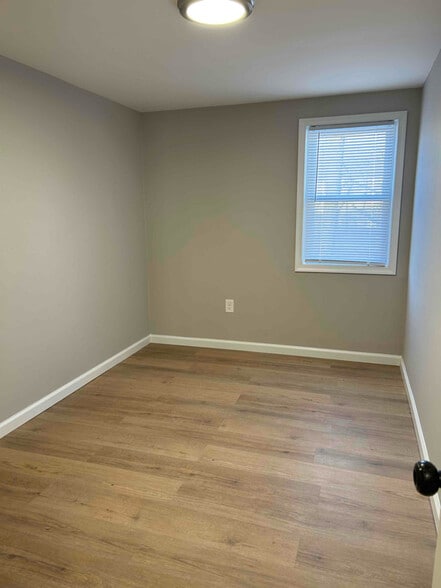 Building Photo - 4226 Old Lincoln Hwy