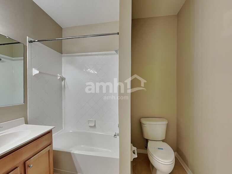 Building Photo - 15692 Lemon Fish Dr