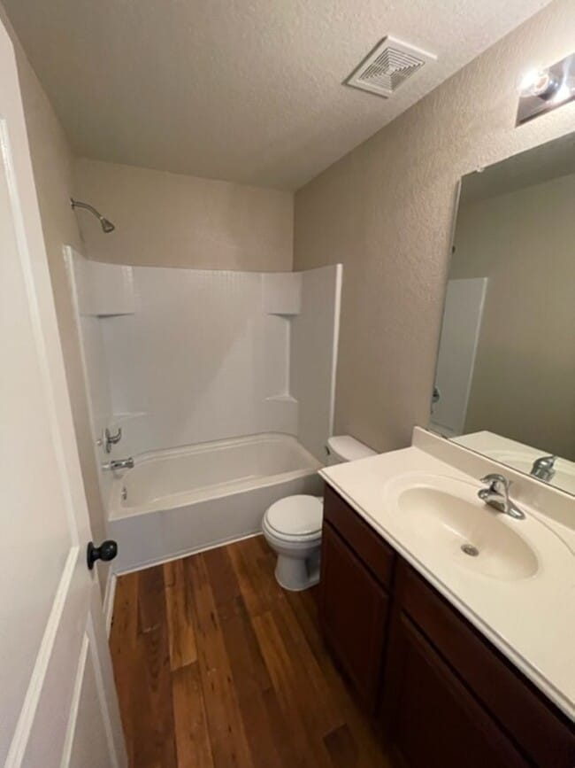 Building Photo - Spacious 3-Bedroom Home for Lease in Luckey Ranch off I-90 near Loop 1604