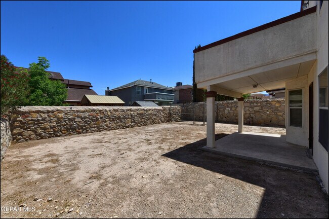 Building Photo - 253 Summerbrooke Ct