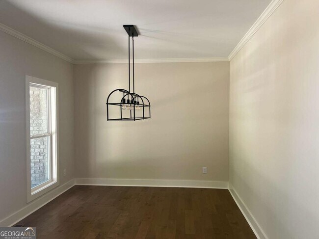 Building Photo - 370 Ansley Dr