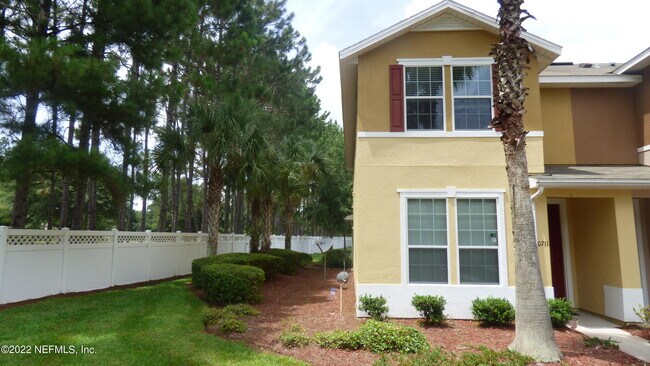 Building Photo - 625 Oakleaf Plantation Pkwy