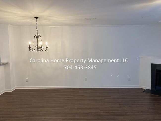 Building Photo - 7487 Pilot Cove Ct