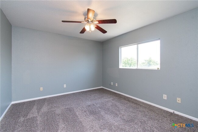 Building Photo - 3808 Sunflower Dr