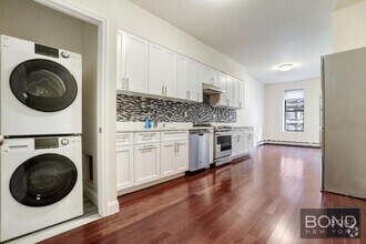 Building Photo - 2 bedroom in New York NY 10019