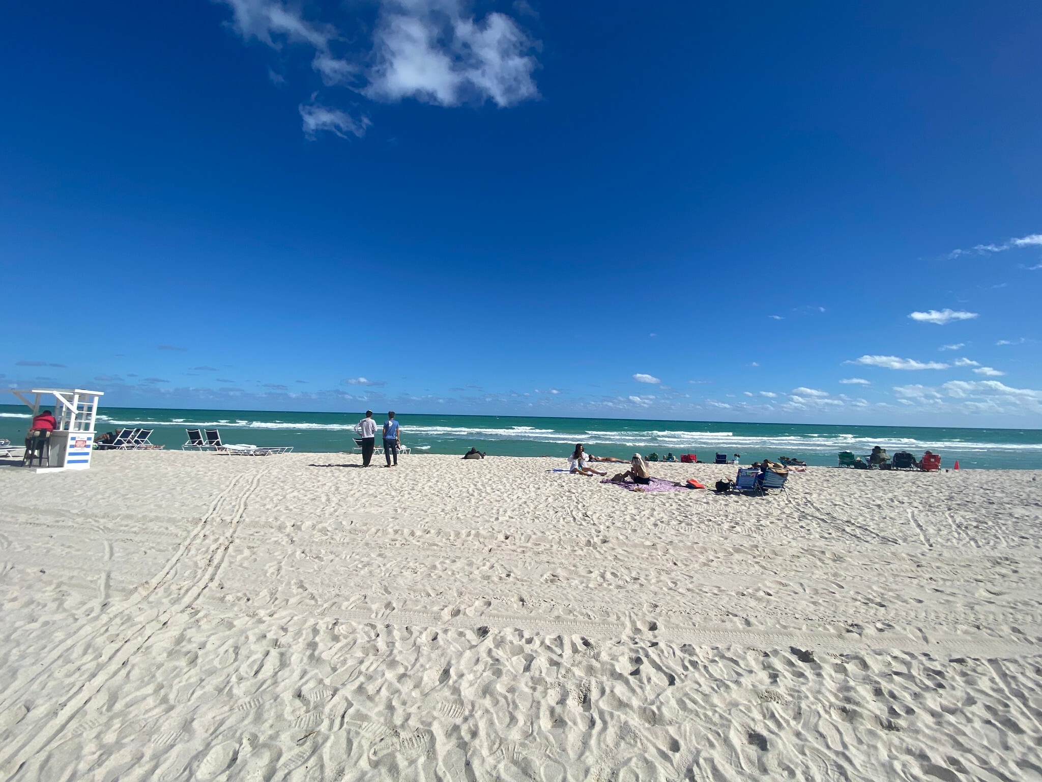 Direct Beach Access - 6515 Collins Ave