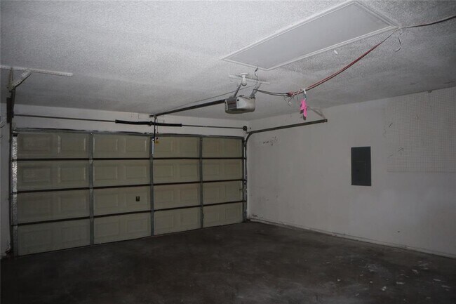 Building Photo - 2731 Eagle Pass