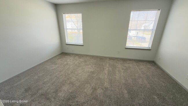 Building Photo - 729 E Court Ave