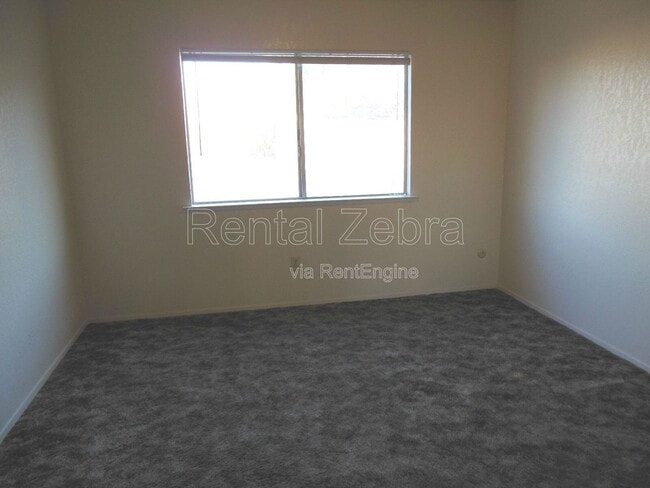 Building Photo - 1205 Kelso St