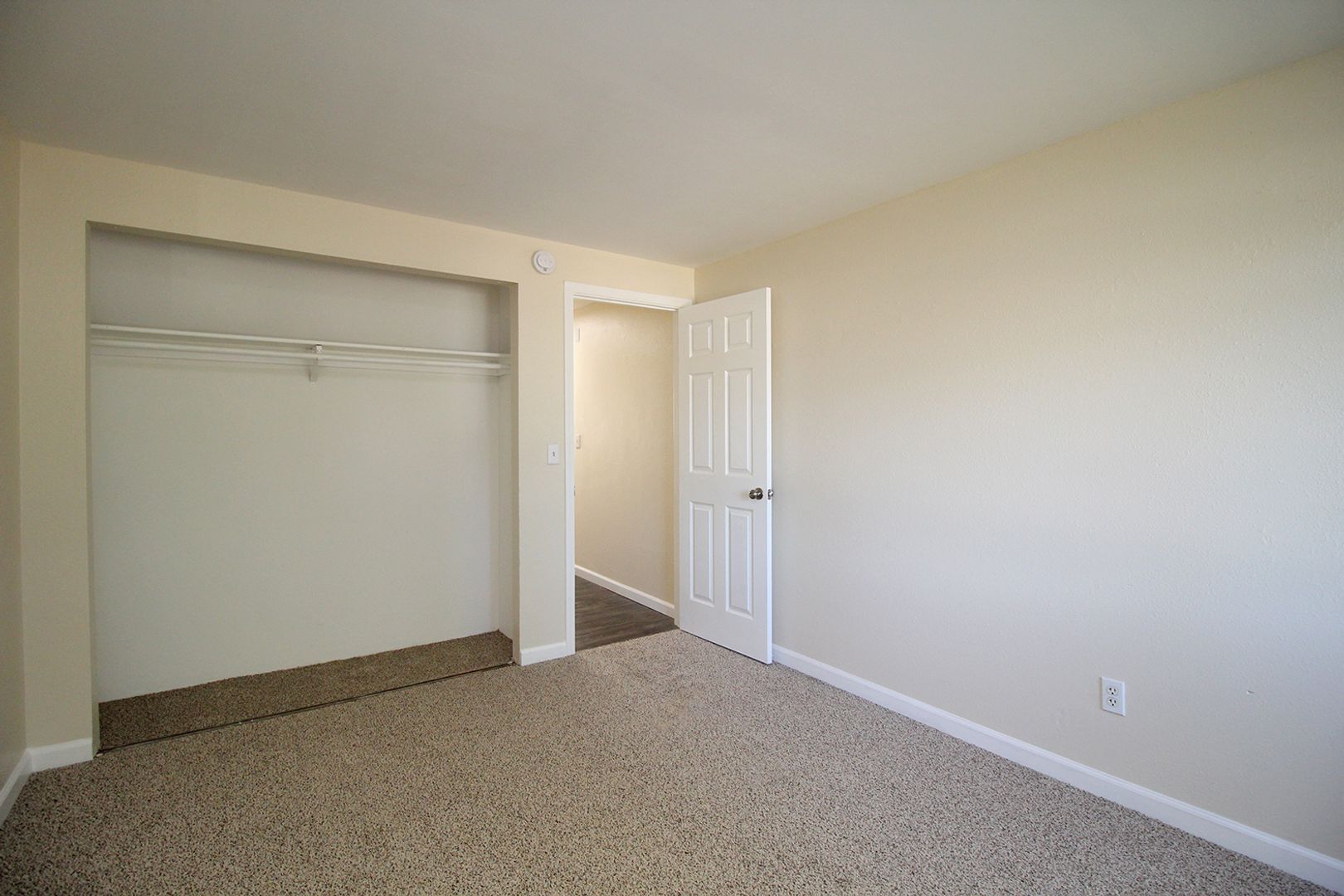 Building Photo - 11102-11130 SW 62nd Ave