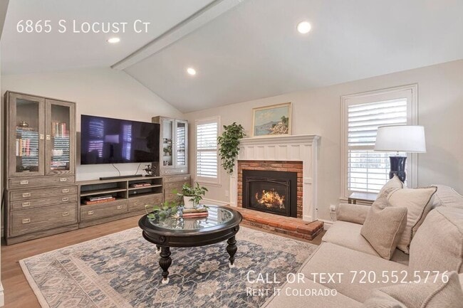 Building Photo - 6865 S Locust Ct