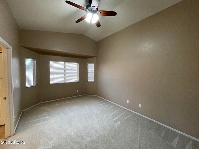 Building Photo - 13842 W Bola Dr
