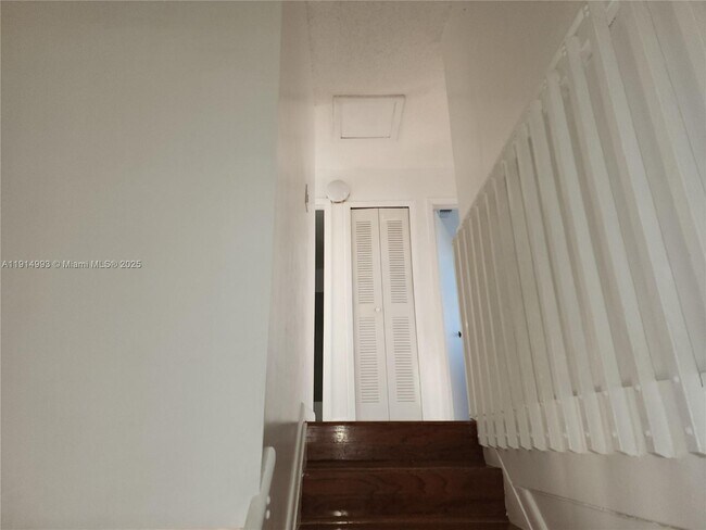 Building Photo - 13433 SW 62nd St