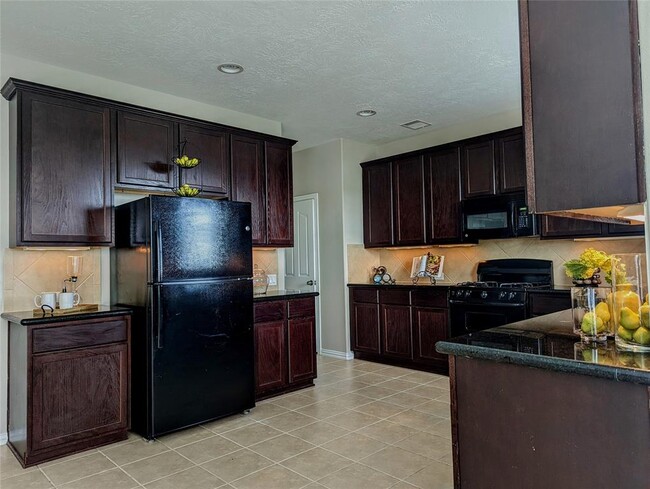 Building Photo - 10718 Wall Fern Way
