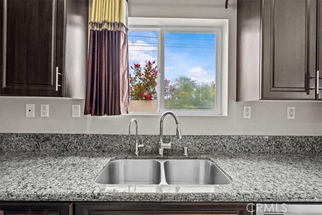 Building Photo - 915 S Belterra Way