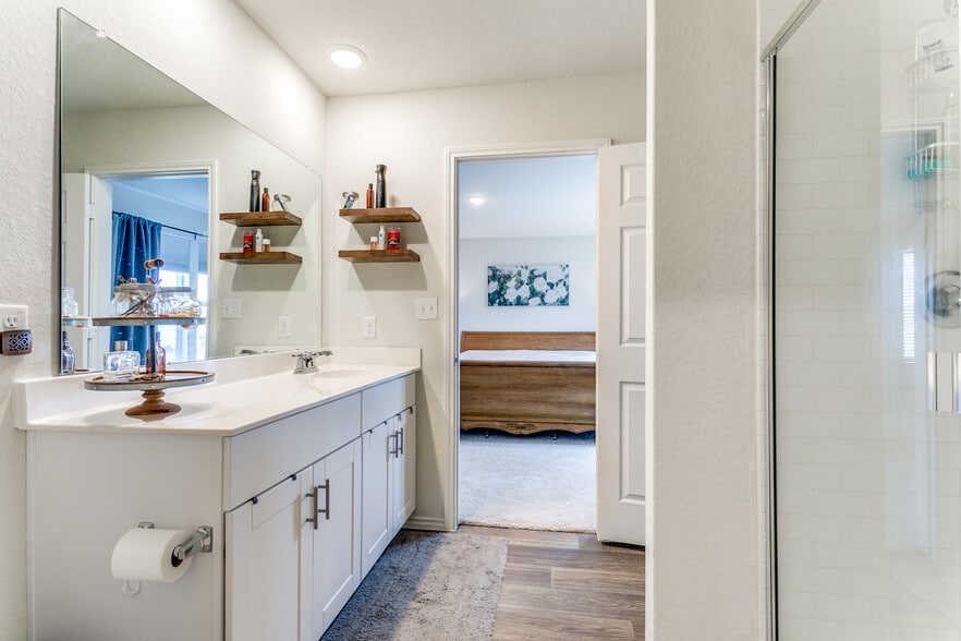 Building Photo - 6231 Fieldrun