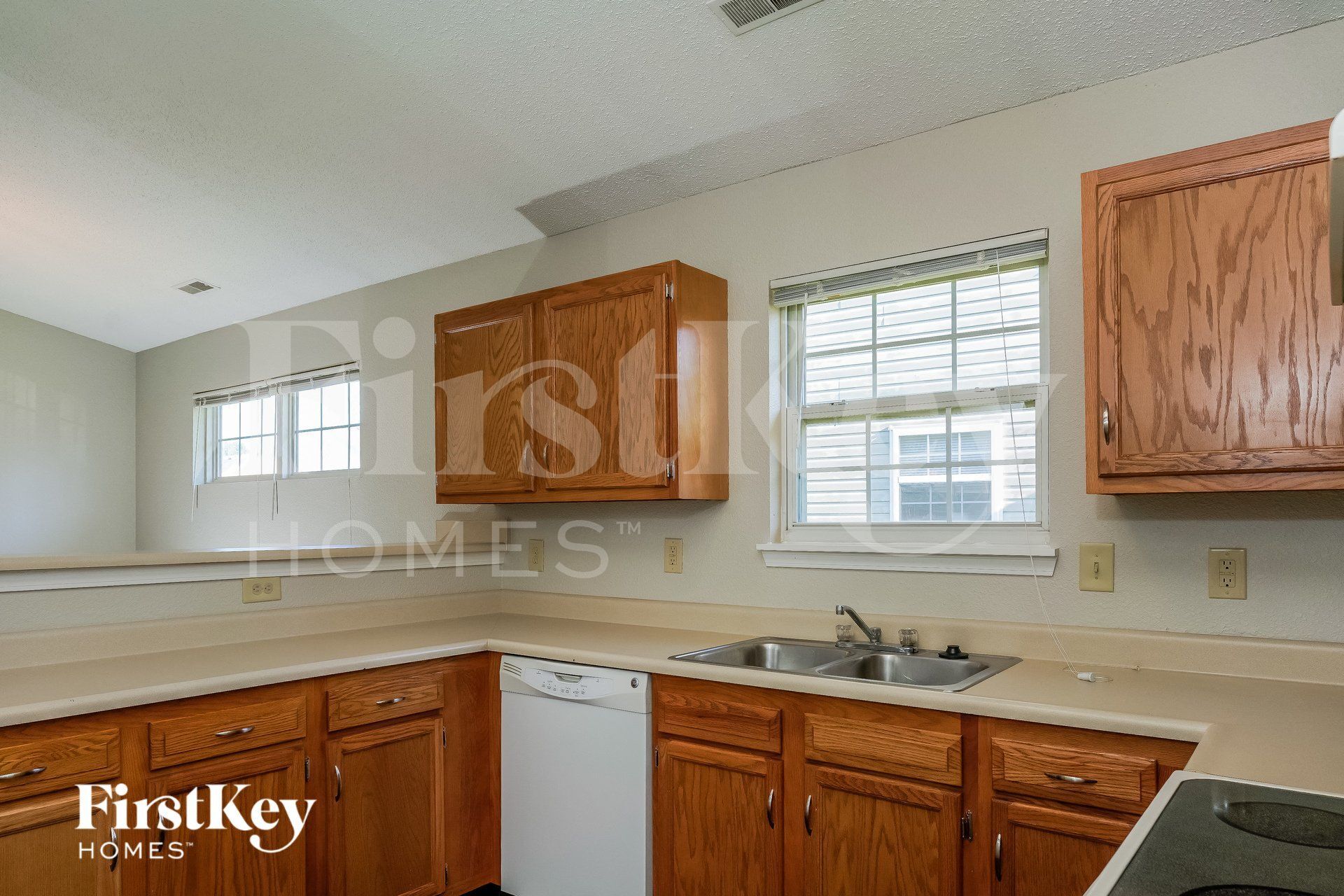 Building Photo - 1880 Long Lake Dr