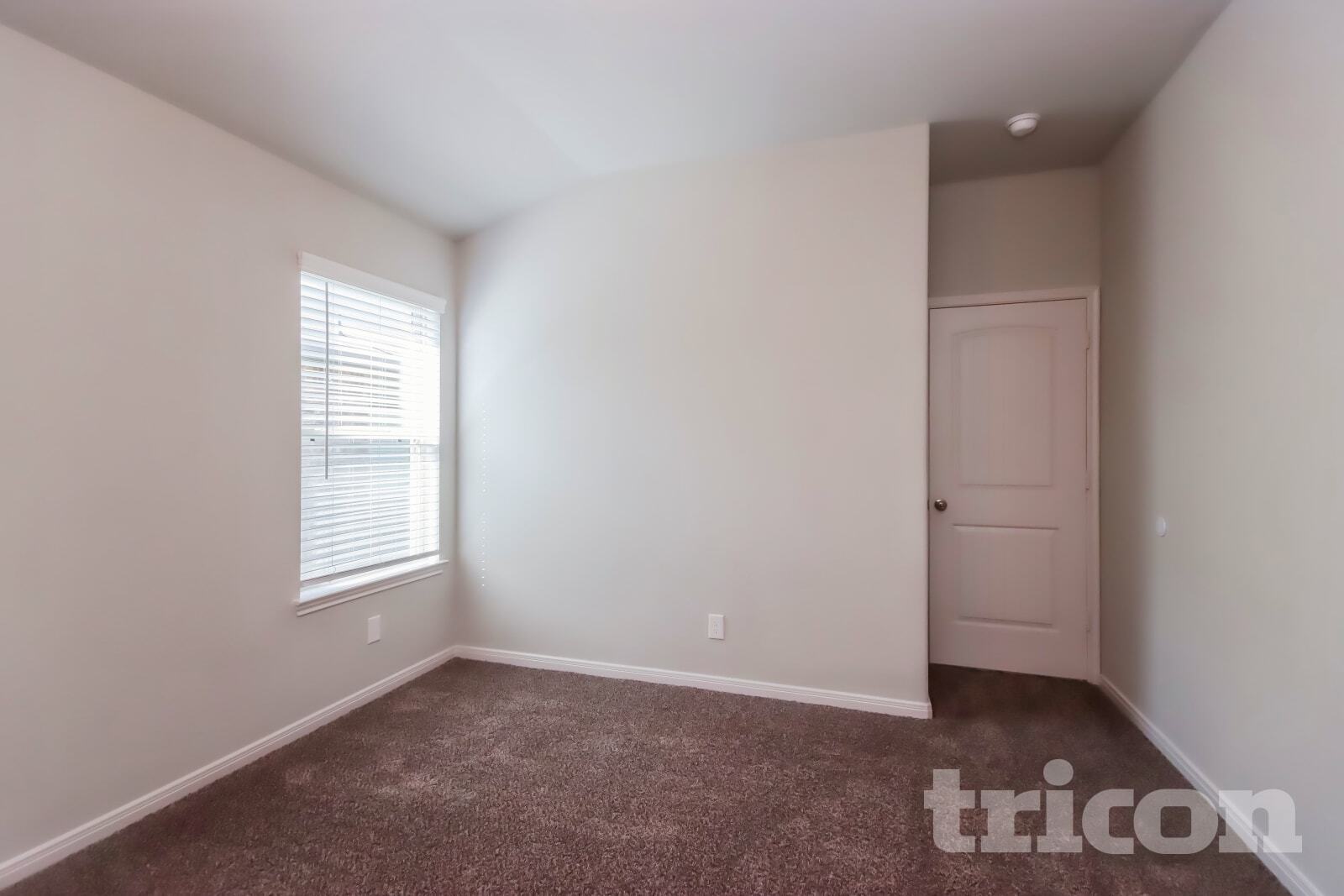Building Photo - 9838 Gln Brk Ln