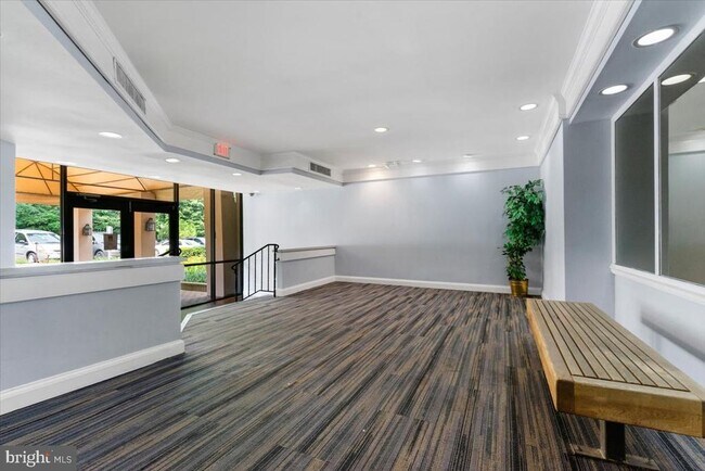 Building Photo - 4355 Ivymount Ct