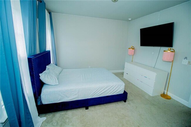 Building Photo - 1130 Provence Ln