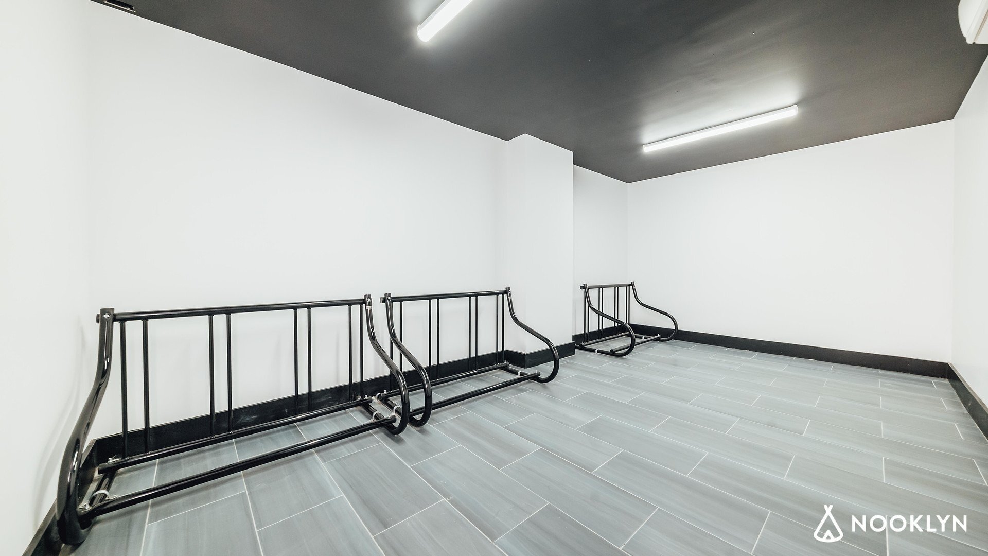 Building Photo - 282 E 32nd St