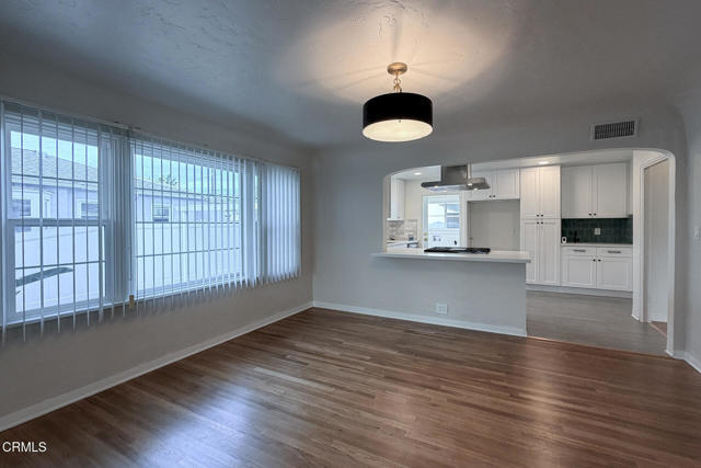 Building Photo - 431 Deodar Ave