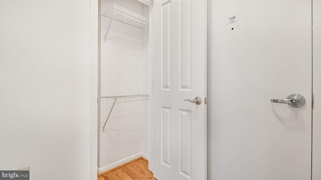 Building Photo - 1521 27th St SE