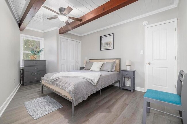 Building Photo - 1300-1330 Windsor Avenue - 1306B