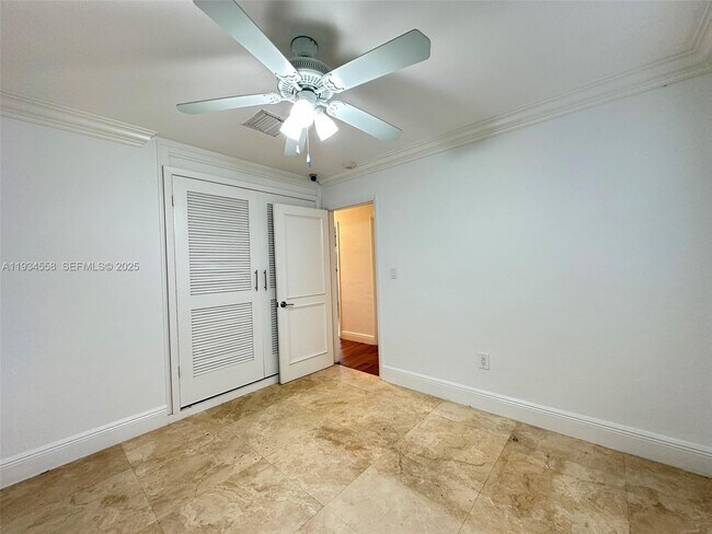 Building Photo - 7535 SW 117th St